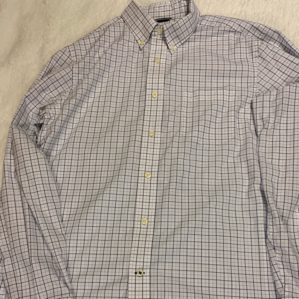 Nautica slim fit dress shirt (large)